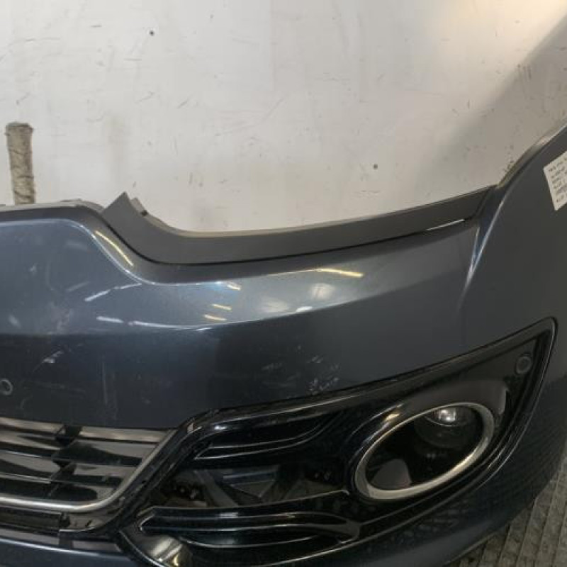 Pare choc avant RENAULT MEGANE 3 Photo n°3