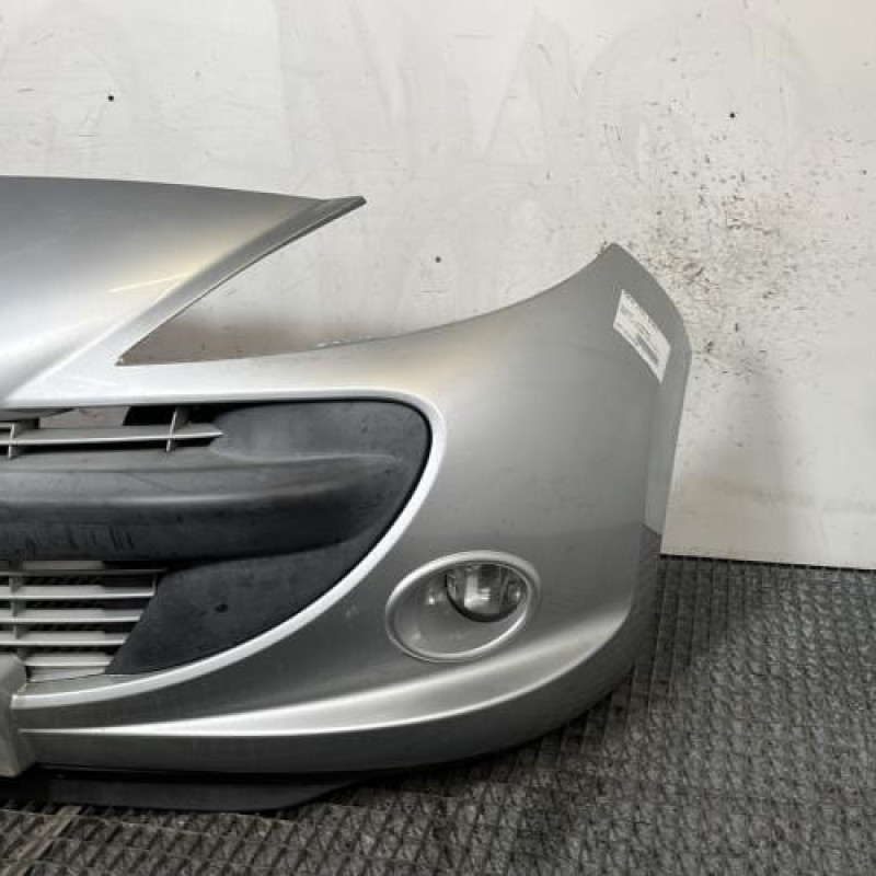 Pare choc avant PEUGEOT 206+ Photo n°3