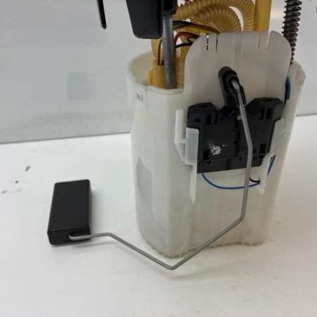 Pompe à carburant PEUGEOT 208 1