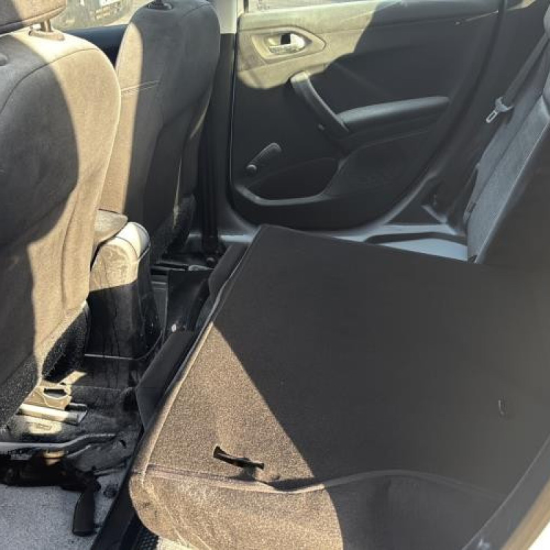 Pompe à carburant PEUGEOT 208 1 Photo n°18