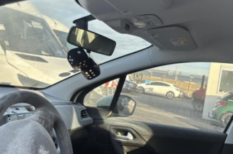 Pompe à carburant PEUGEOT 208 1