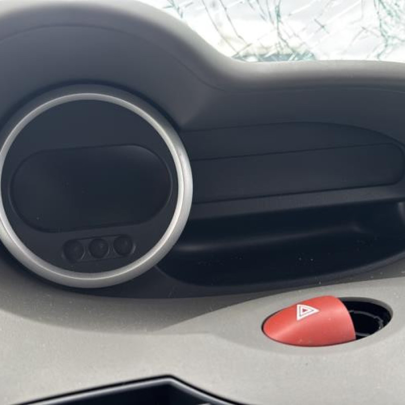 Plage arriere RENAULT TWINGO 2 Photo n°18