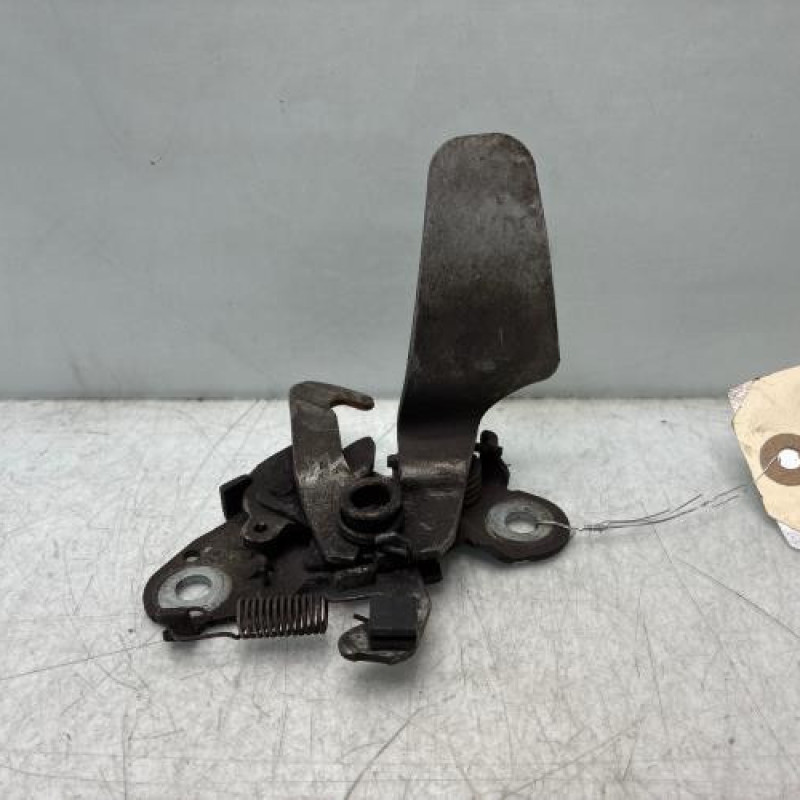 Fermeture de capot PEUGEOT 307 Photo n°1