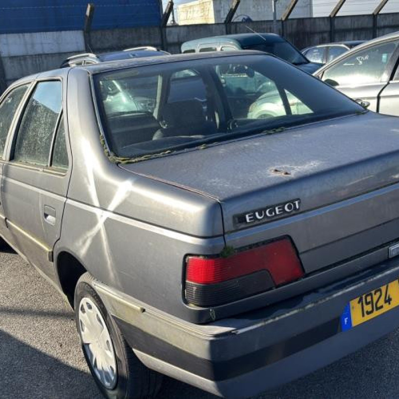 Leve vitre electrique avant gauche PEUGEOT 405 Photo n°8