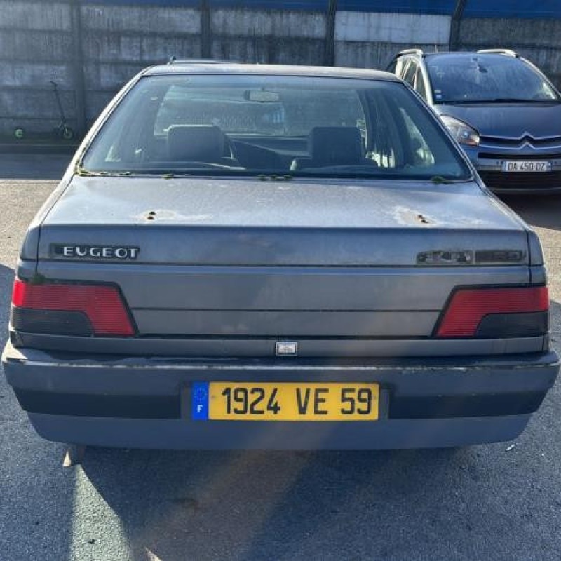 Leve vitre electrique avant gauche PEUGEOT 405 Photo n°9