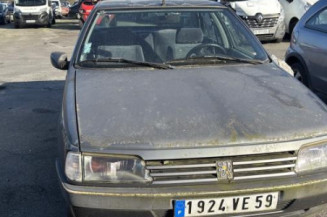 Leve vitre electrique avant gauche PEUGEOT 405