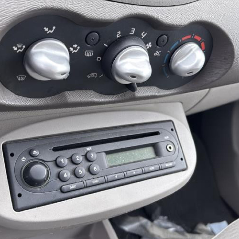 Plage arriere RENAULT TWINGO 2 Photo n°20