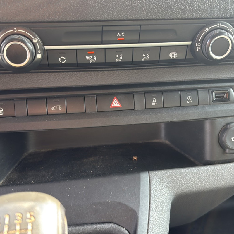 PEUGEOT EXPERT 3 PHASE 1 1.6 BLUE HDI - 8V TURBO Photo n°26