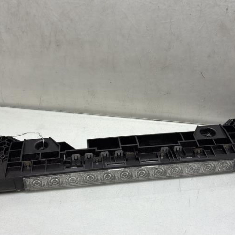 Feu arriere stop central PEUGEOT 407 Photo n°1