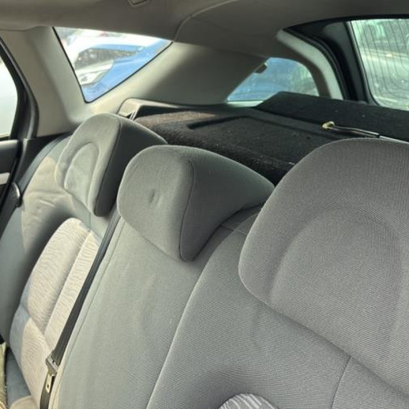 Feu arriere stop central PEUGEOT 407 Photo n°15