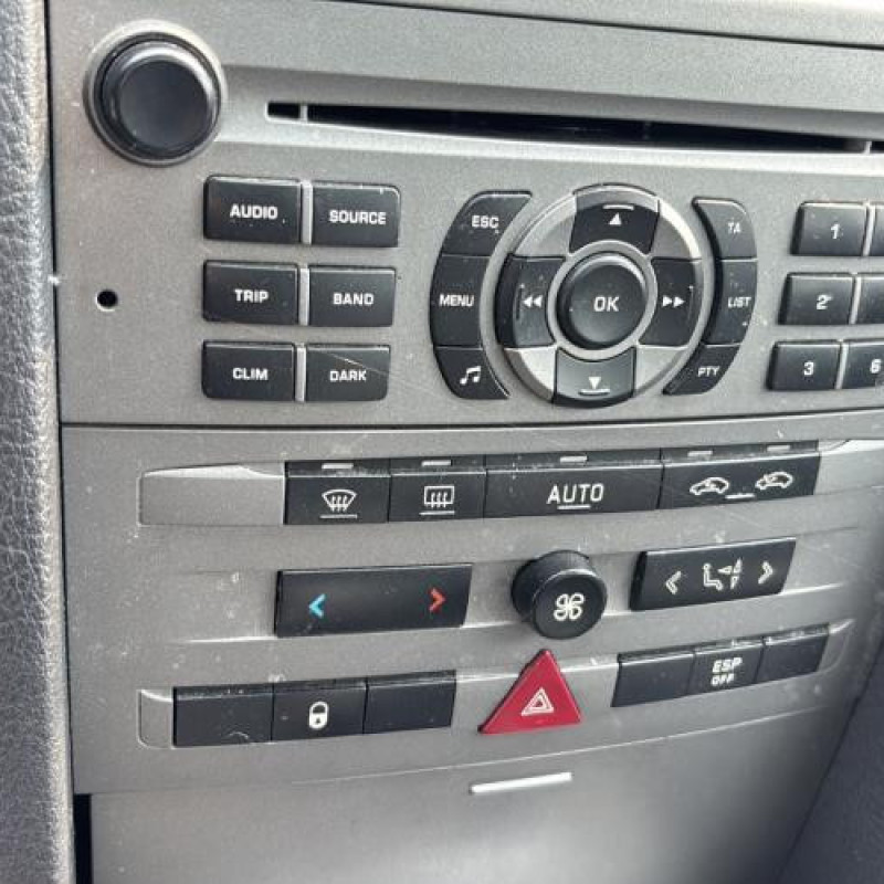 Feu arriere stop central PEUGEOT 407 Photo n°20