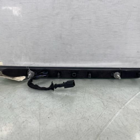 Feu arriere stop central PEUGEOT 2008 1