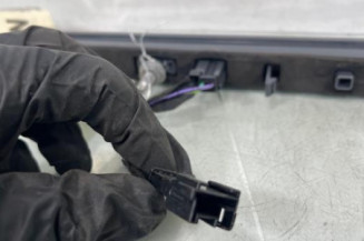 Feu arriere stop central PEUGEOT 2008 1