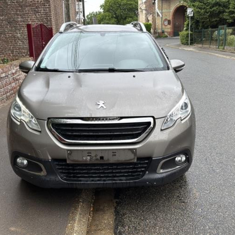 Feu arriere stop central PEUGEOT 2008 1 Photo n°4