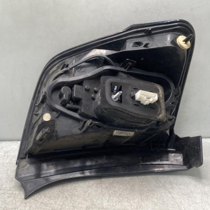 Feu arriere principal droit (feux) CITROEN C3 2 Photo n°2