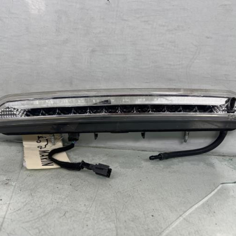 Feu arriere stop central PEUGEOT 2008 1 Photo n°1