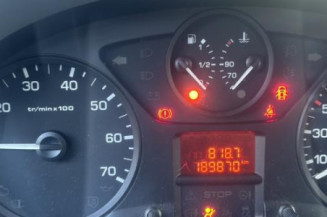 Feu arriere stop central PEUGEOT EXPERT 2