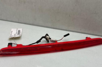 Feu arriere stop central AUDI Q2 Photo n°1