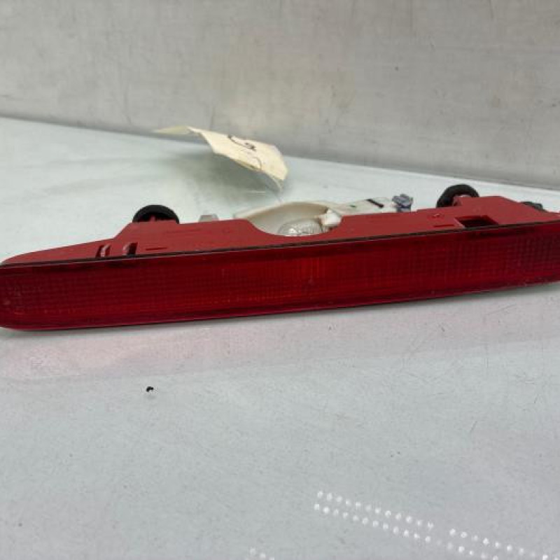 Feu arriere stop central CITROEN BERLINGO 2 Photo n°1