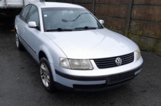 Aile avant gauche VOLKSWAGEN PASSAT 4