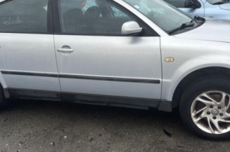 Aile avant gauche VOLKSWAGEN PASSAT 4