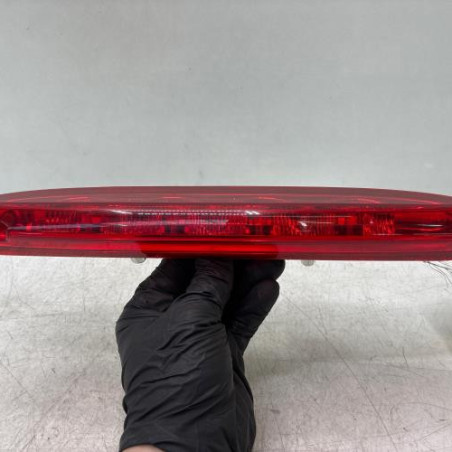 Feu arriere stop central PEUGEOT 208 1 Photo n°1