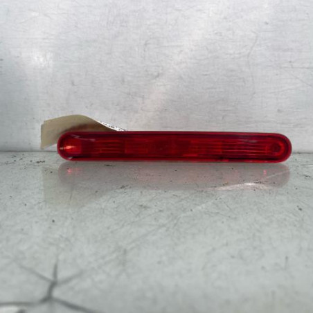 Feu arriere stop central PEUGEOT 207 Photo n°1