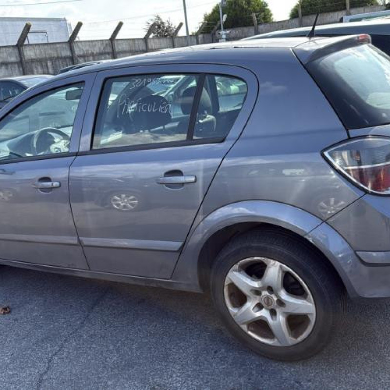 Capot OPEL ASTRA H Photo n°14