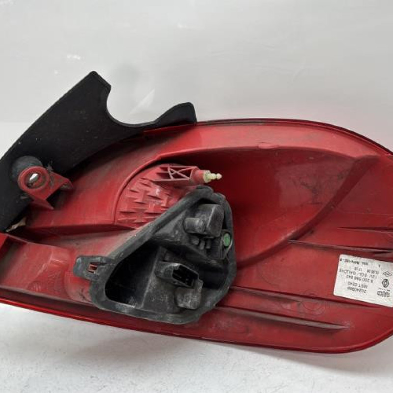 Feu arriere principal gauche (feux) RENAULT CLIO 3 Photo n°4