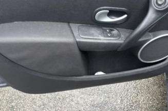 Feu arriere principal gauche (feux) RENAULT CLIO 3