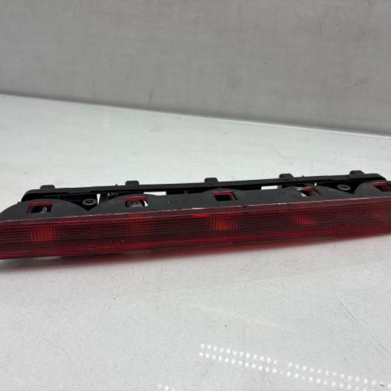 Feu arriere stop central PEUGEOT 306 Photo n°1