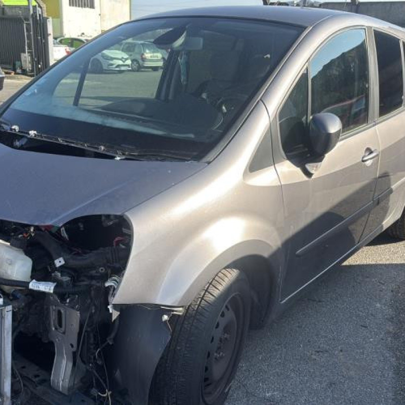 Feu arriere stop central RENAULT GRAND MODUS Photo n°6