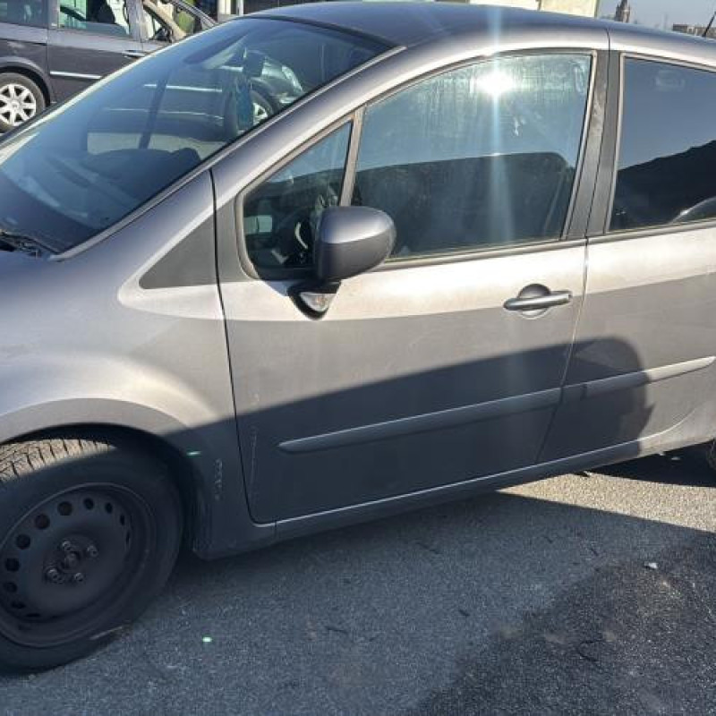 Feu arriere stop central RENAULT GRAND MODUS Photo n°13