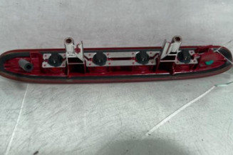 Feu arriere stop central PEUGEOT 208 1