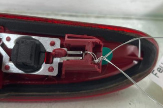 Feu arriere stop central PEUGEOT 208 1