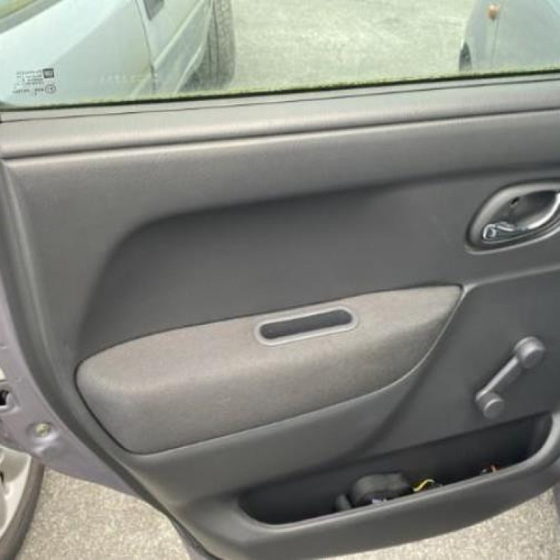 Feu arriere stop central OPEL AGILA A Photo n°18