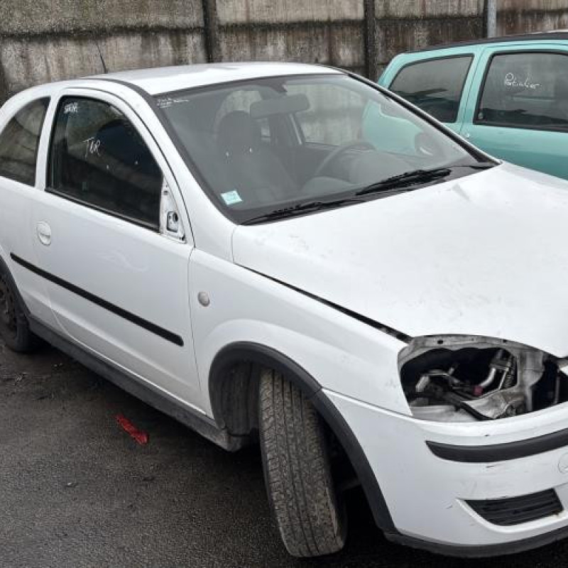 Aile avant droit OPEL CORSA C Photo n°8