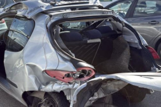 Aile avant droit PEUGEOT 206