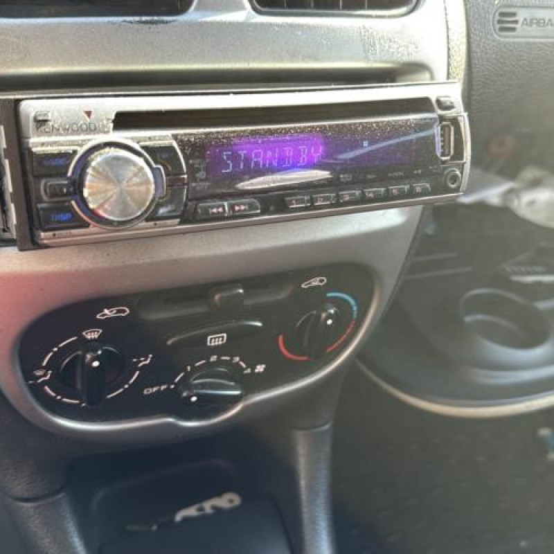 Aile avant droit PEUGEOT 206 Photo n°14