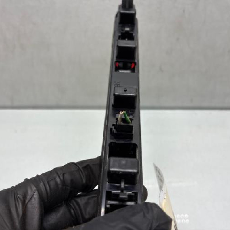 Feu arriere stop central CITROEN BERLINGO 1 Photo n°3