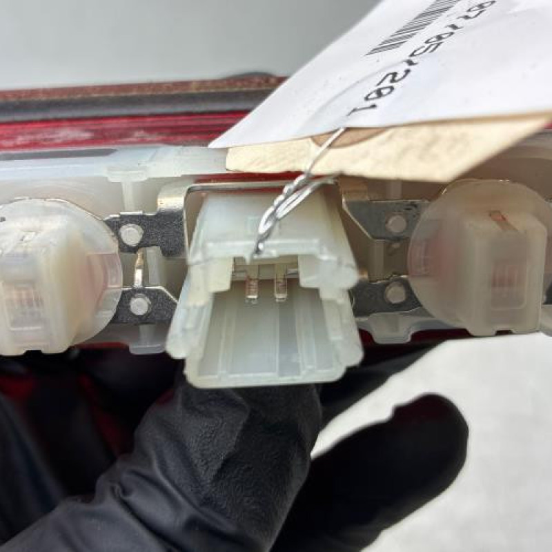 Feu arriere stop central CITROEN DS3 Photo n°4