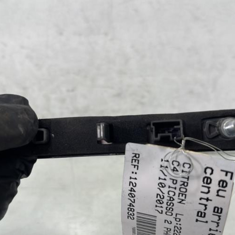 Feu arriere stop central CITROEN C4 PICASSO 2 Photo n°3