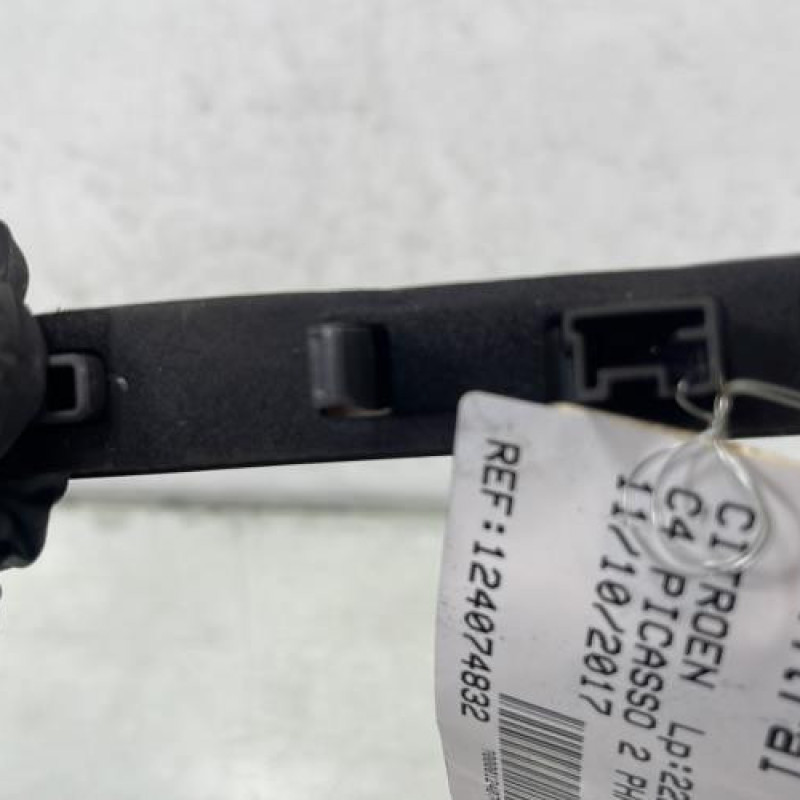 Feu arriere stop central CITROEN C4 PICASSO 2 Photo n°4