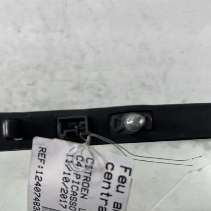 Feu arriere stop central CITROEN C4 PICASSO 2 Photo n°5