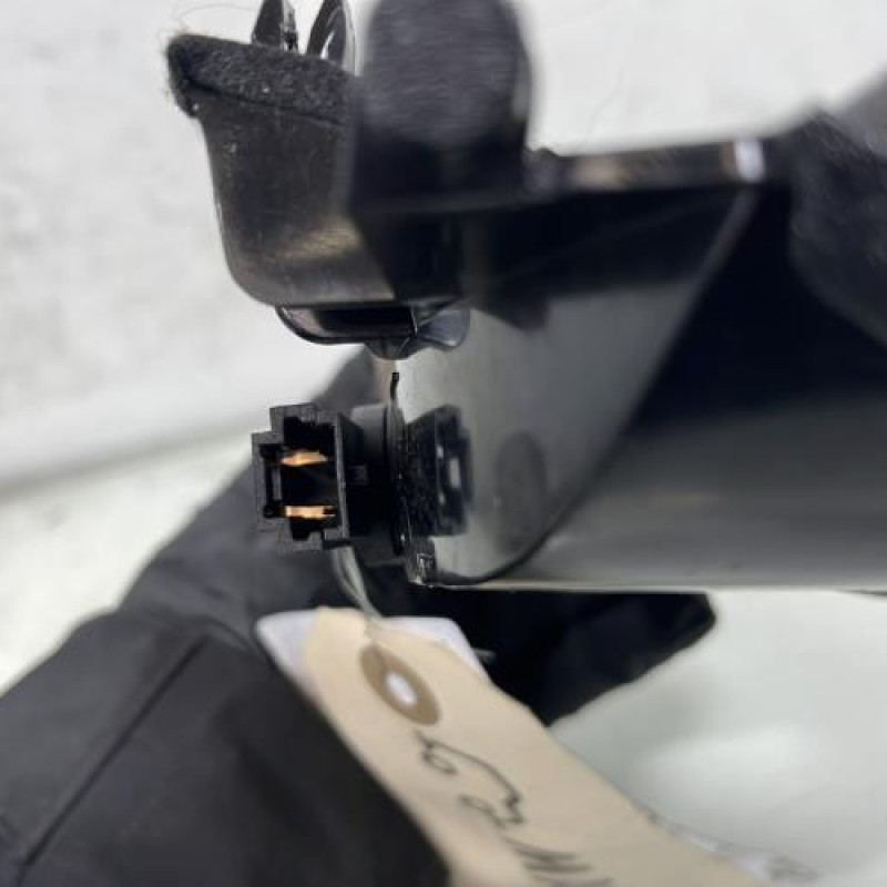 Feu arriere stop central DACIA SANDERO 1 Photo n°4