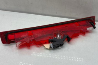Feu arriere stop central RENAULT CLIO 3
