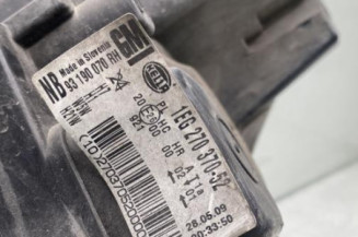 Optique avant principal droit (feux)(phare) OPEL ASTRA H