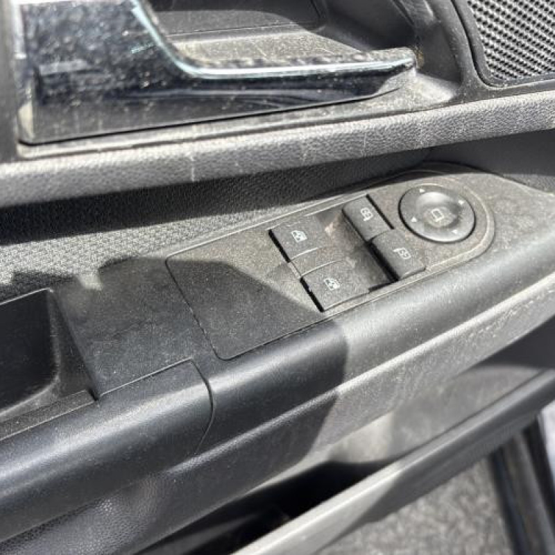 Optique avant principal gauche (feux)(phare) OPEL ZAFIRA B Photo n°19