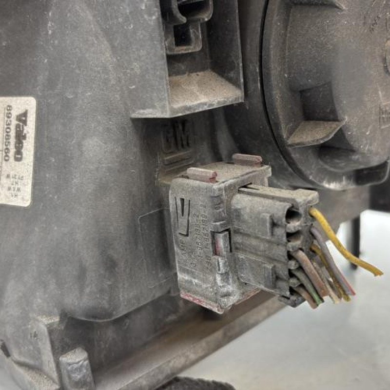 Optique avant principal droit (feux)(phare) OPEL MERIVA A Photo n°6