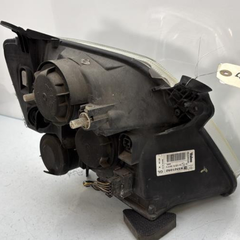 Optique avant principal gauche (feux)(phare) OPEL MERIVA A Photo n°8